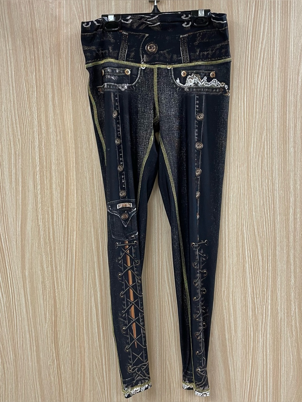 IPNG Black Leggings Size 4 -  6